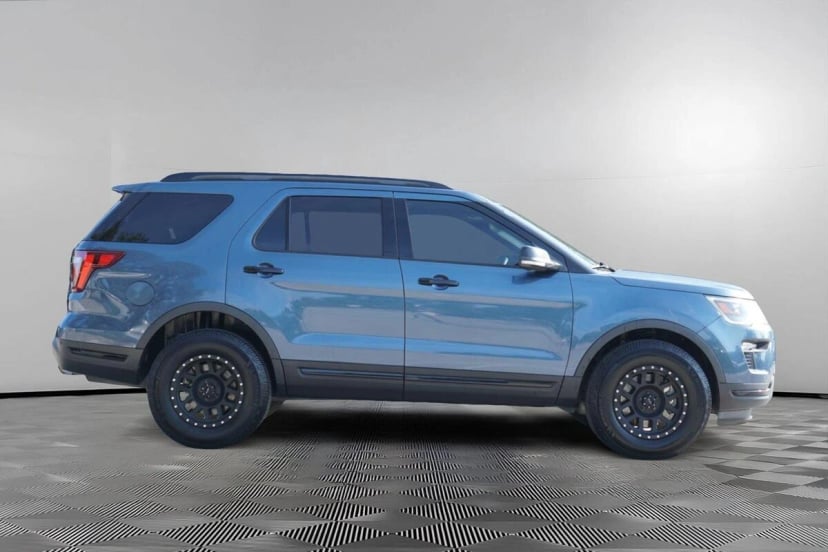 2018 Ford Explorer - Image 1