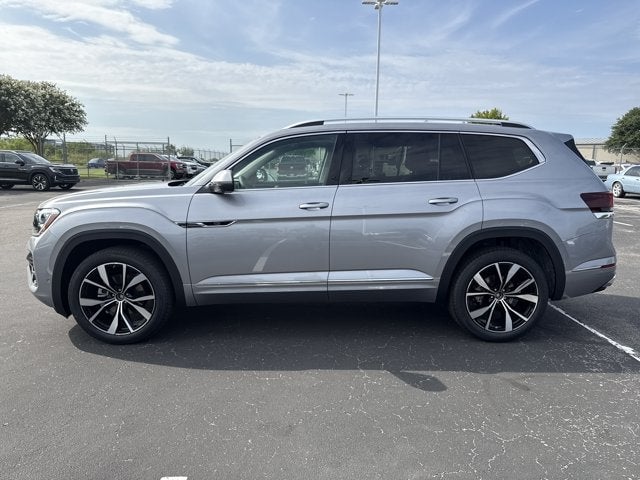 2026 Volkswagen Atlas - Image 2