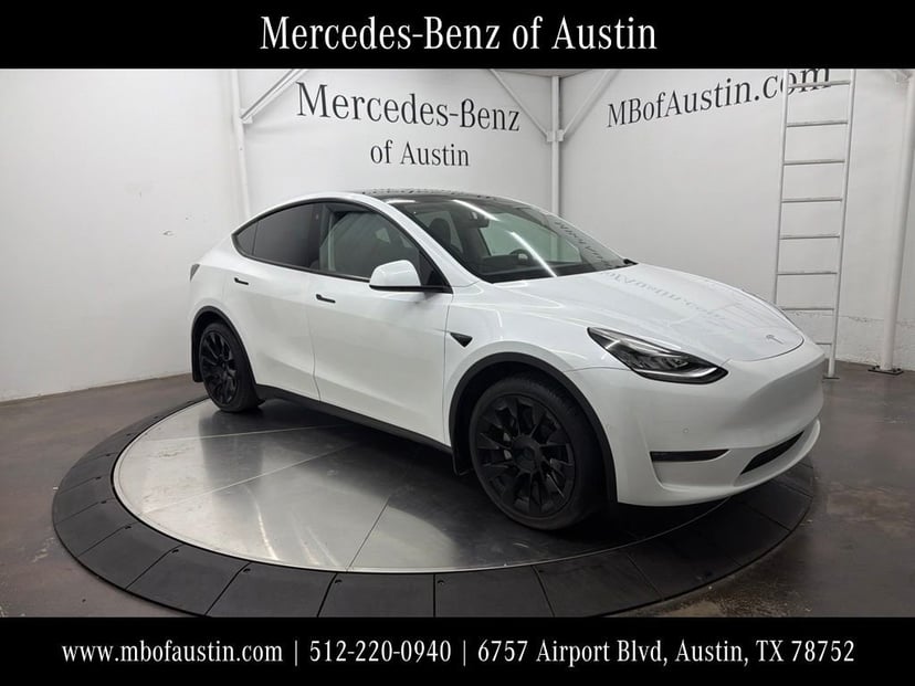 2022 Tesla Model Y - Image 1