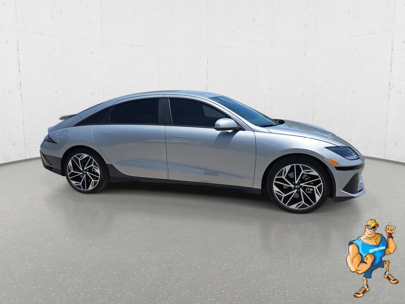 2025 Hyundai Ioniq 6 - Image 2