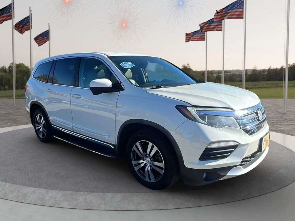 2016 Honda Pilot - Image 1