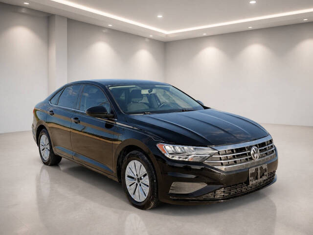 2019 Volkswagen Jetta - Image 1