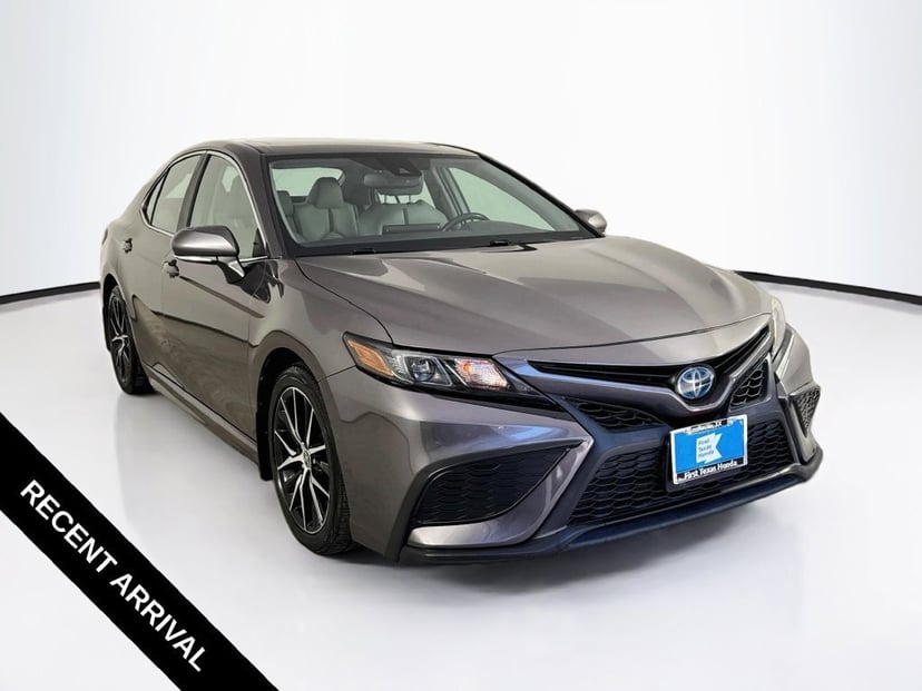 2022 Toyota Camry - Image 1