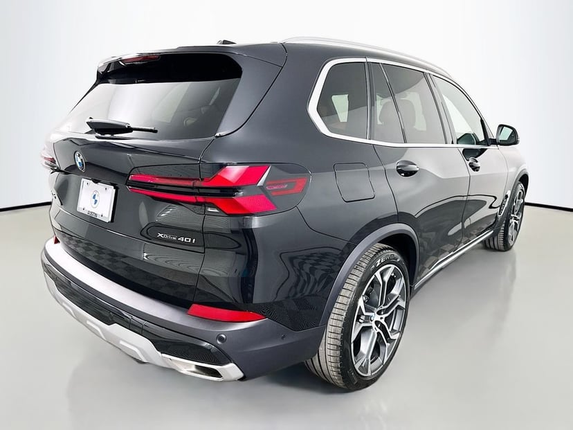 2026 BMW X5 - Image 3