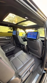 2024 Chevrolet Suburban - Preview 14