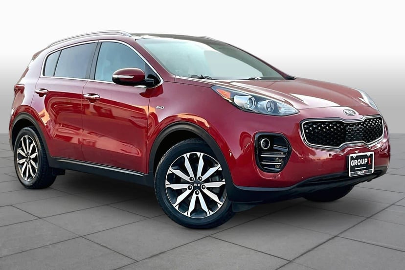 2017 Kia Sportage - Image 1