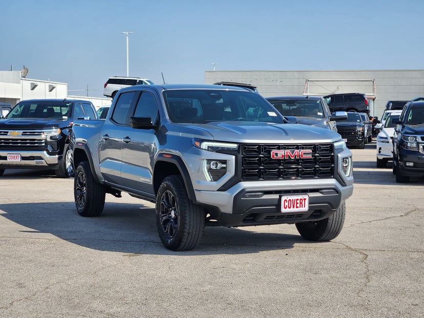 2024 GMC Canyon - Image 2