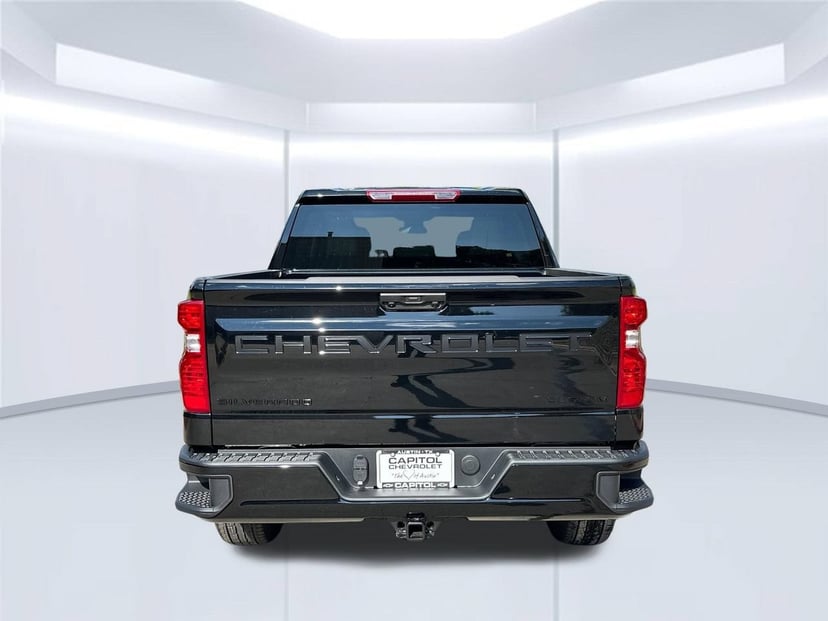 2026 Chevrolet Silverado 1500 - Image 3