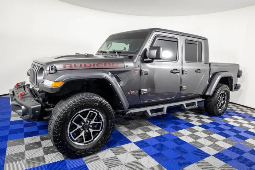 2024 Jeep Gladiator - Image 1