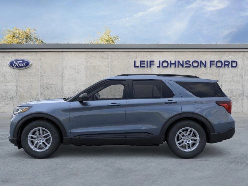 2026 Ford Explorer - Image 3