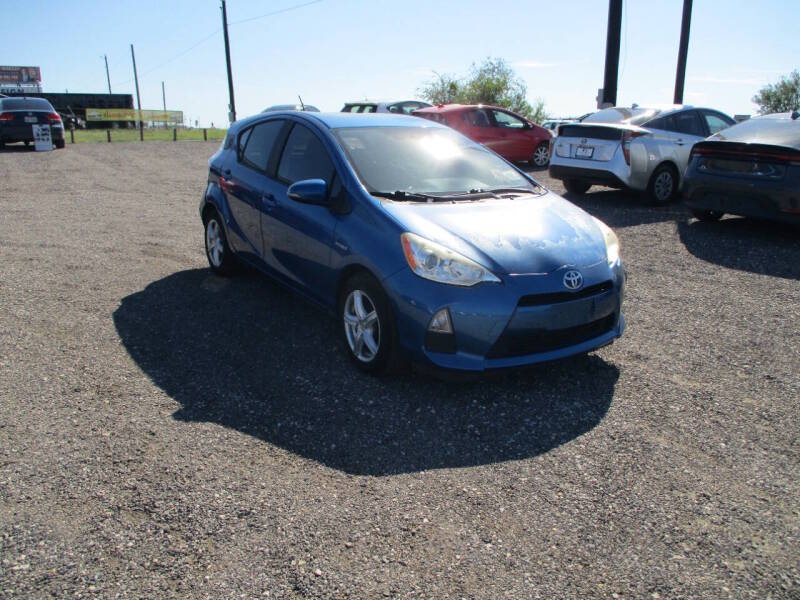 2014 Toyota Prius C - Image 1
