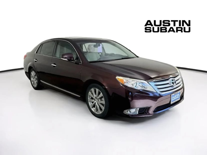 2012 Toyota Avalon - Image 1