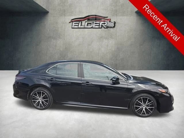 2021 Toyota Camry - Image 2