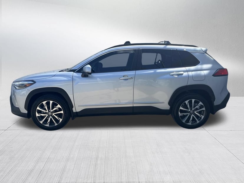 2023 Toyota Corolla Cross - Image 2