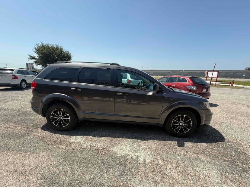 2018 Dodge Journey SE - Image 1