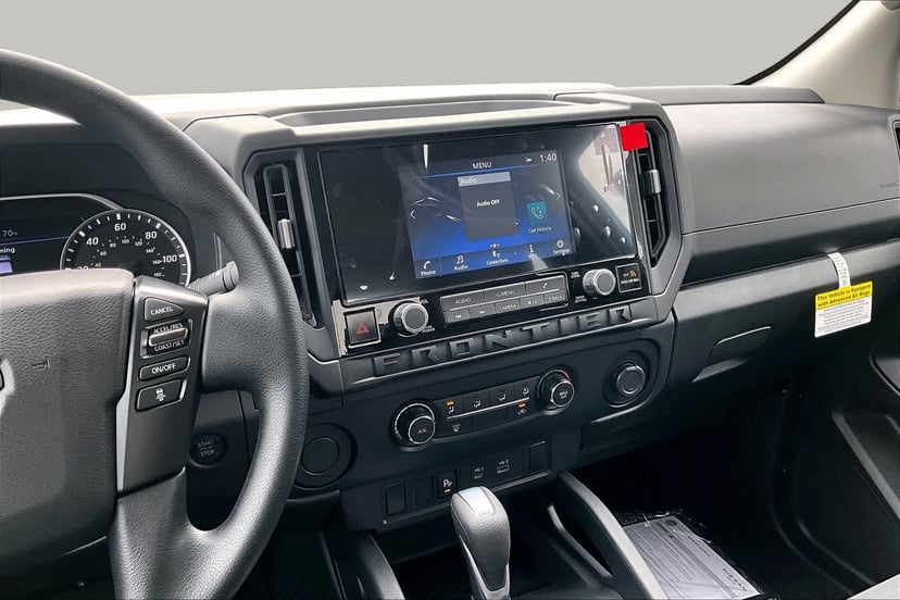 2026 Nissan Frontier - Image 3