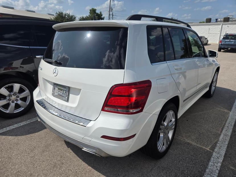 2014 Mercedes-Benz glk-class - Image 2