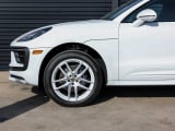 2026 Porsche Macan - Preview 11