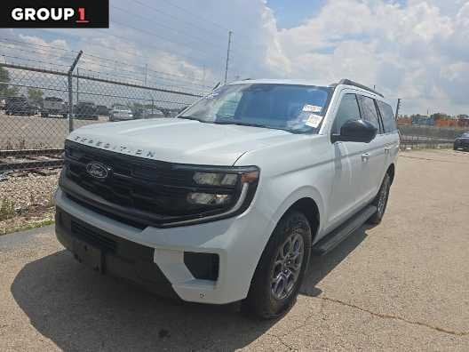 2025 Ford Expedition - Image 2