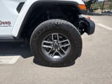 2025 Jeep Gladiator - Preview 13
