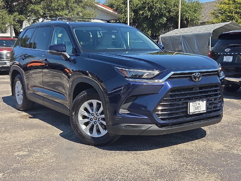2024 Toyota Grand Highlander - Image 1