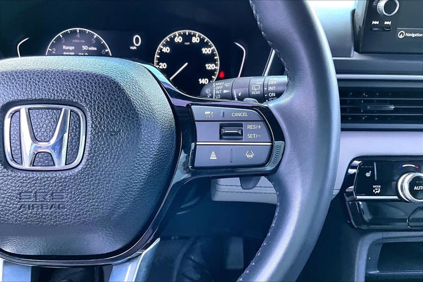 2023 Honda Pilot - Image 2