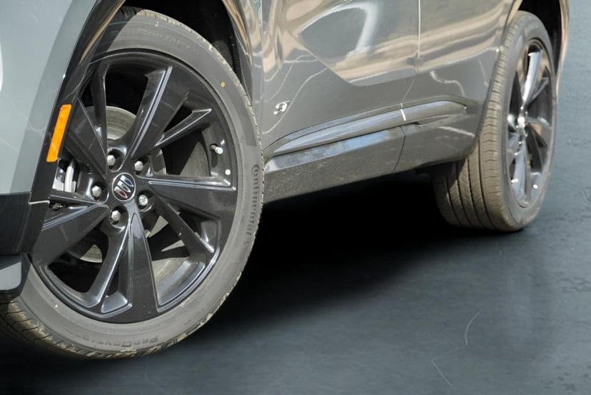 2026 Buick Envision - Image 3