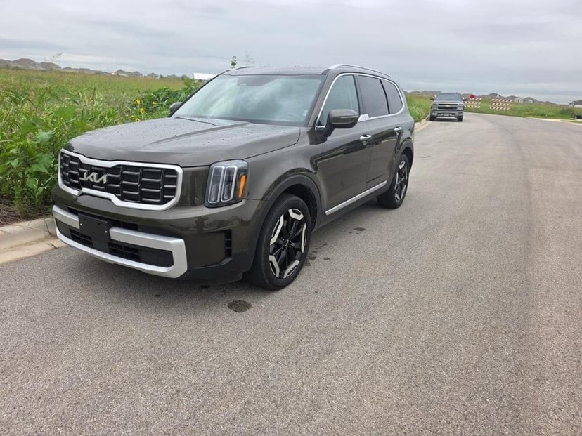 2025 Kia Telluride - Image 1