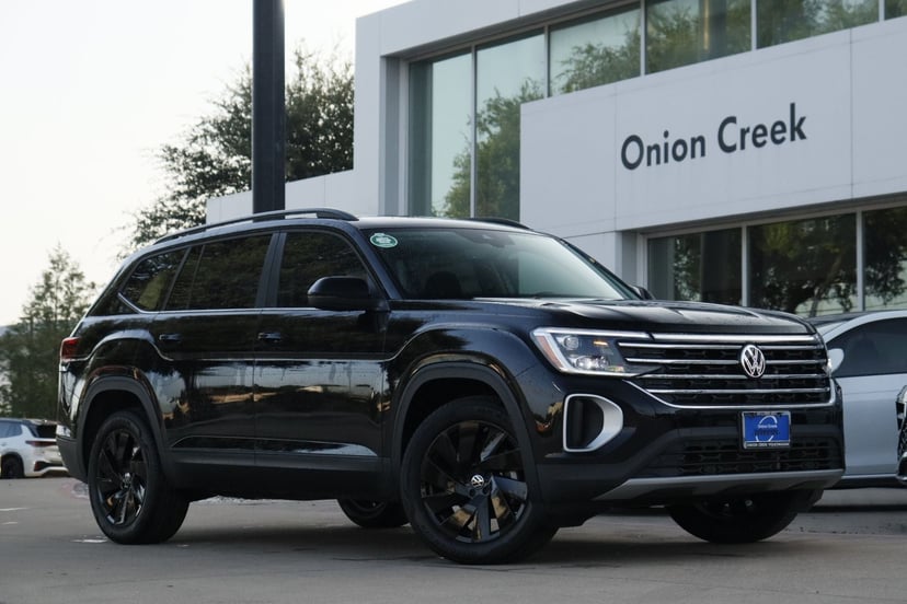 2026 Volkswagen Atlas - Image 1