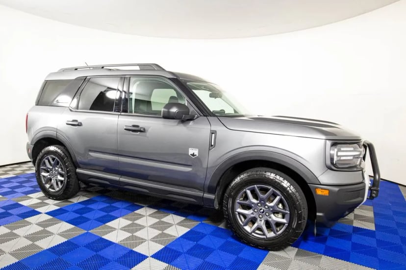 2025 Ford Bronco Sport - Image 2
