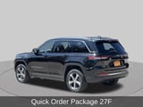 2023 Jeep Grand Cherokee - Preview 3