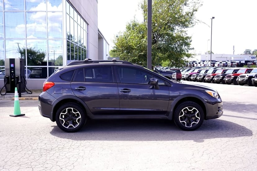 2013 Subaru xv crosstrek - Image 2
