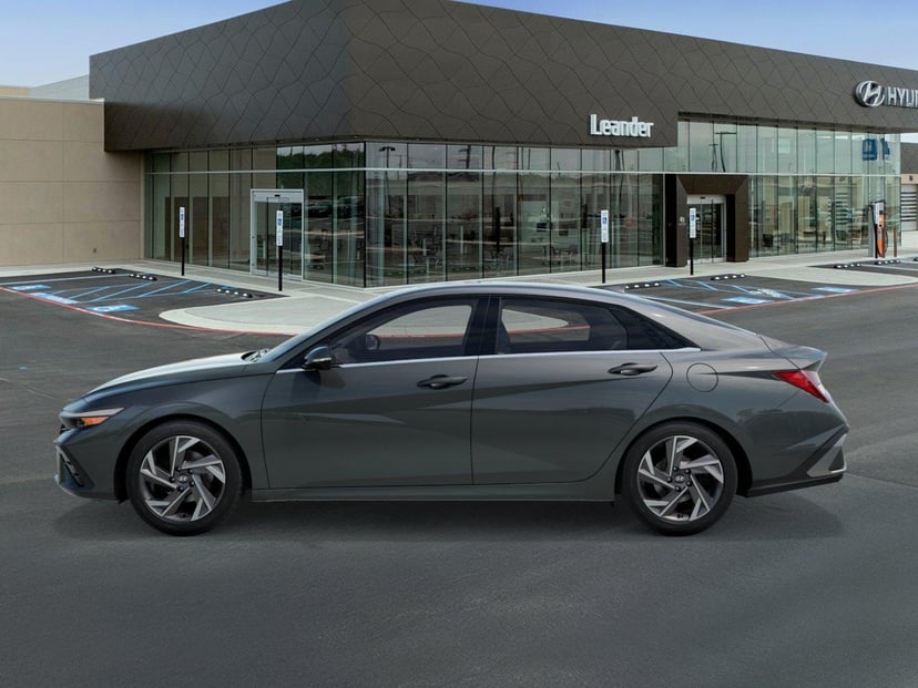 2026 Hyundai Elantra - Image 2