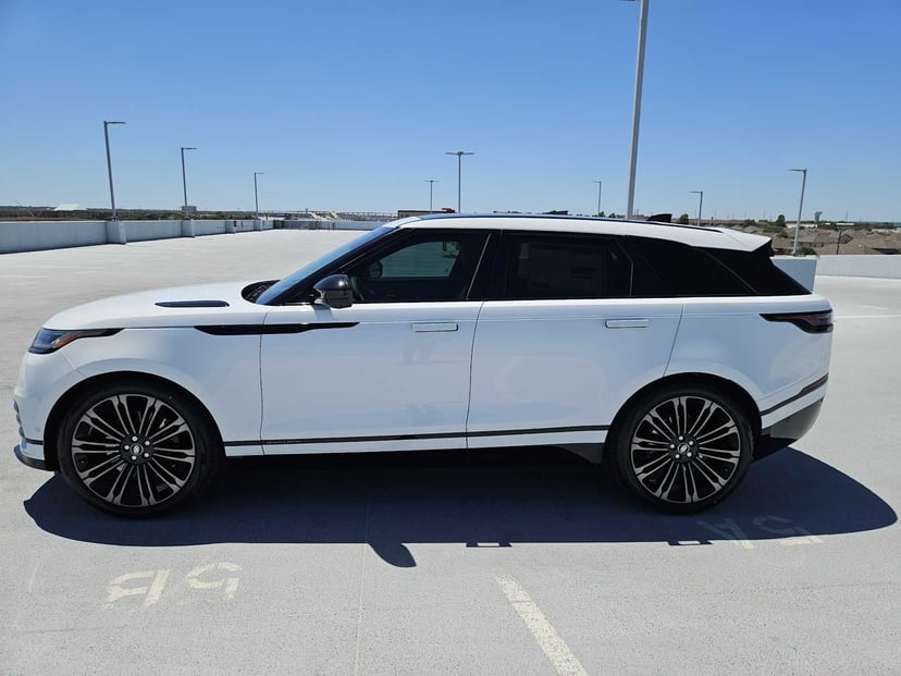 2026 Land Rover Range Rover Velar - Image 2