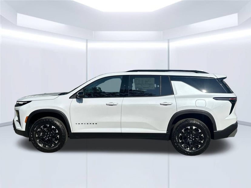 2027 Chevrolet Traverse - Image 1