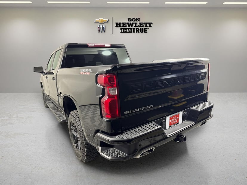 2022 Chevrolet Silverado 1500 LTD - Image 3