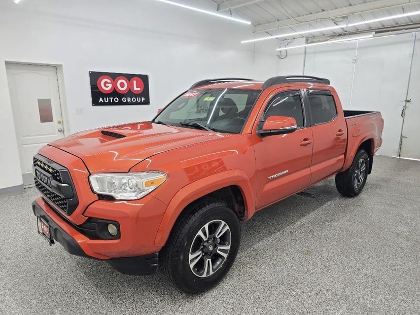 2017 Toyota Tacoma - Image 2