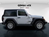 2023 Jeep Wrangler - Preview 7