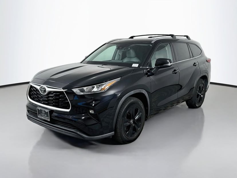 2020 Toyota Highlander - Image 1