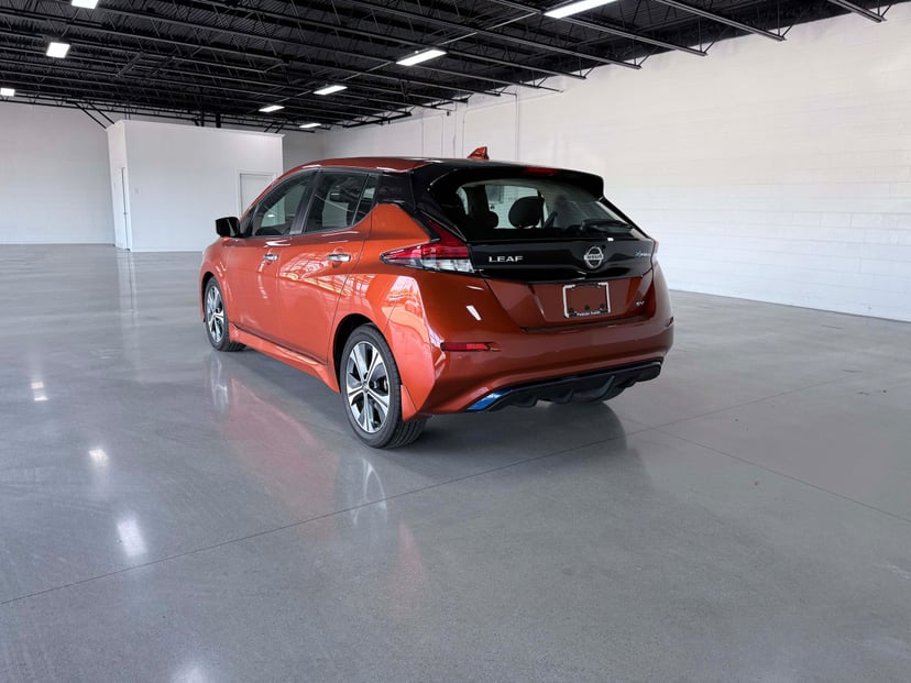 2022 Nissan Leaf - Image 2
