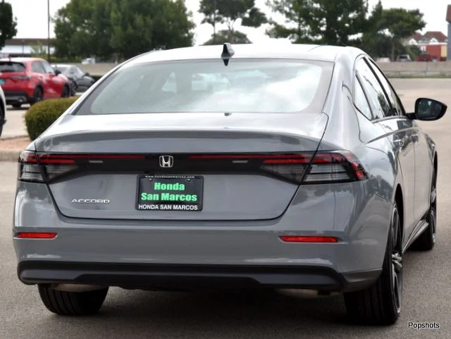 2026 Honda Accord Sedan SE 4D Sedan Urban Gray - Image 2