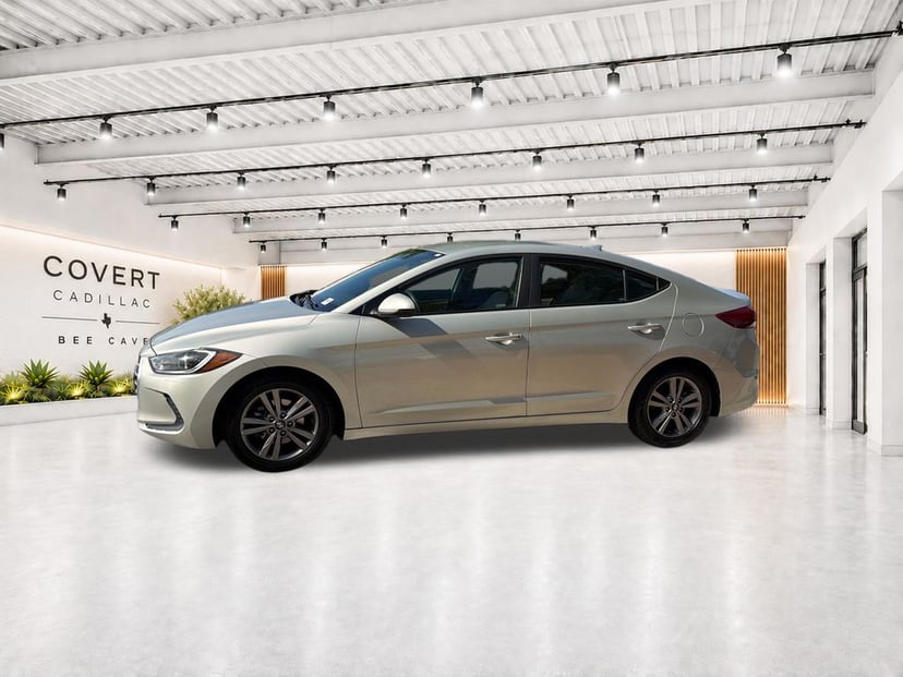 2018 Hyundai Elantra - Image 2