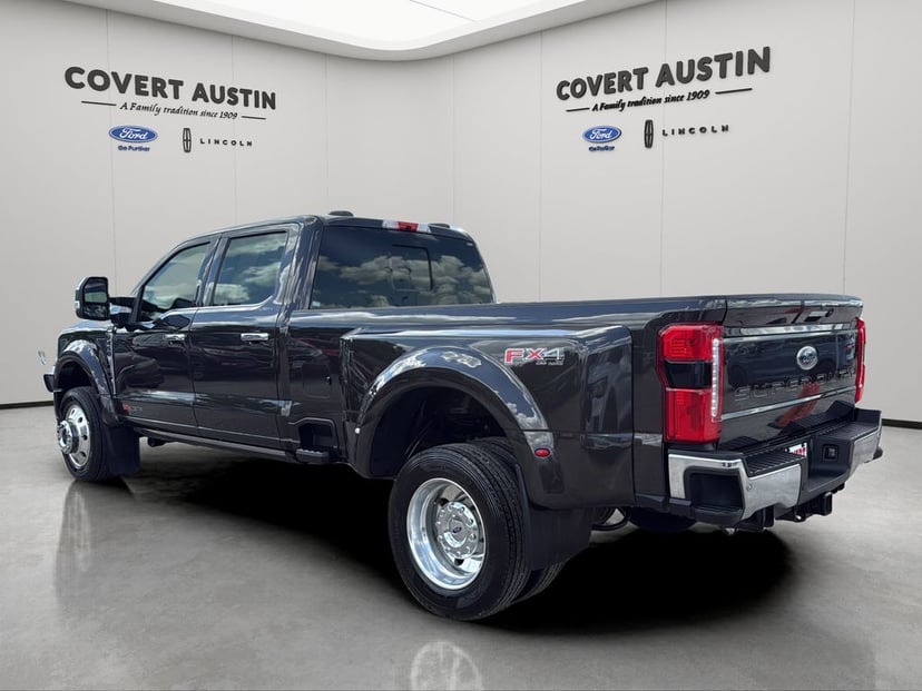 2024 Ford F-450 - Image 2