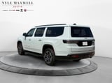 2026 Jeep Grand Wagoneer L - Preview 14