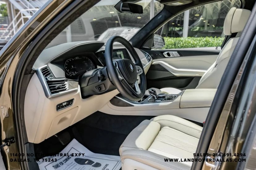 2021 BMW X7 - Image 3