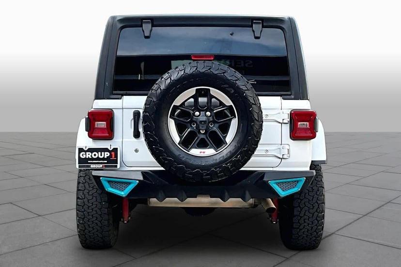 2018 Jeep Wrangler Unlimited - Image 2