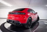 2026 Porsche Macan Electric - Preview 7