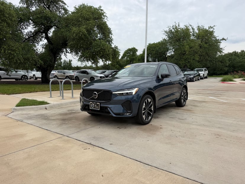 2026 Volvo XC60 - Image 1