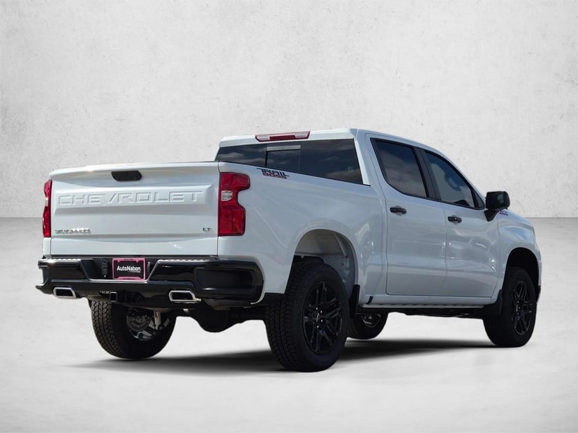 2026 Chevrolet Silverado 1500 - Image 3