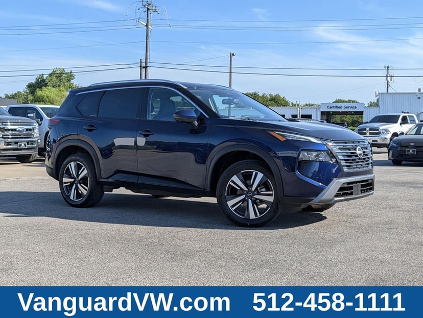 2026 Nissan Rogue - Image 2